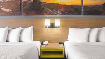 Kamer, 2 queensize bedden, roken | 1 slaapkamer, een bureau, gratis wifi, beddengoed