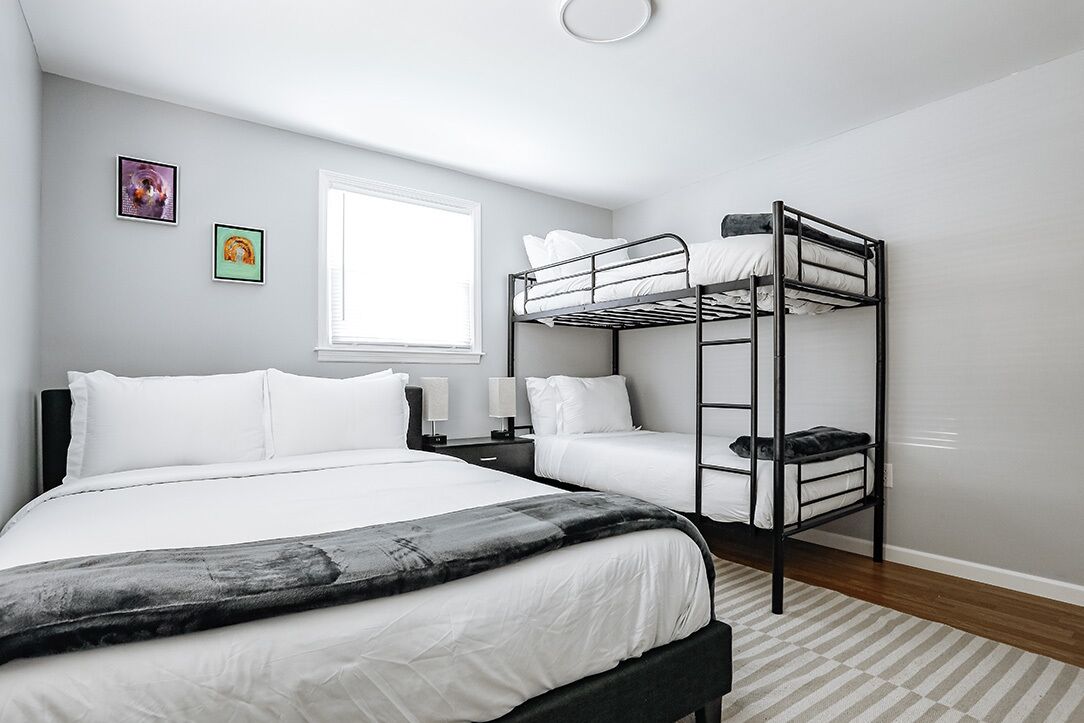 3 bedrooms, WiFi, bed sheets