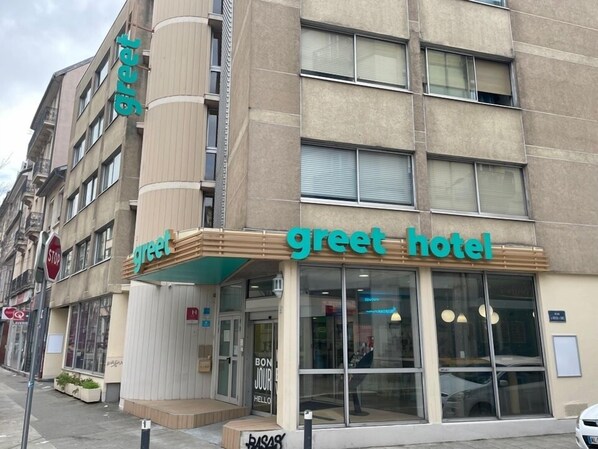 Fachada de la propiedad