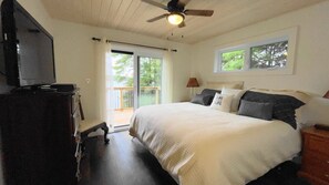 6 bedrooms, free WiFi, bed sheets