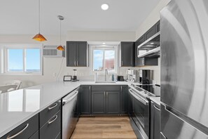 Fridge, microwave, oven, stovetop - EPIC RENOVATED PENTHOUSE Direct Oceanfront Huge Balcony View (Ocean City)