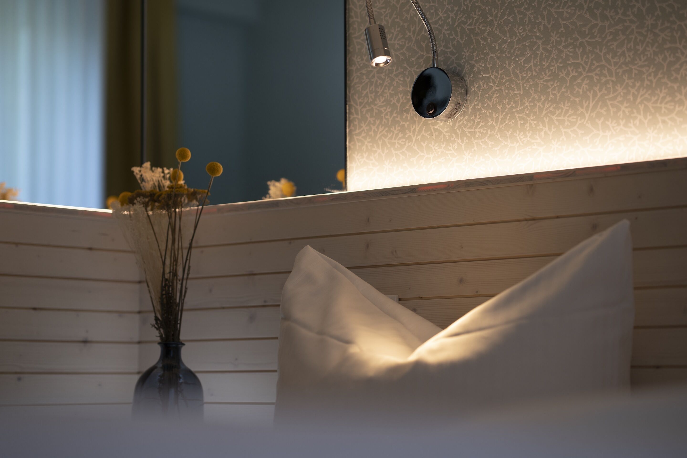 1 bedroom, desk, laptop workspace, travel cot