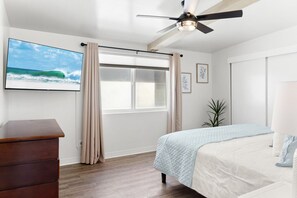 5 bedrooms, desk, iron/ironing board, free WiFi