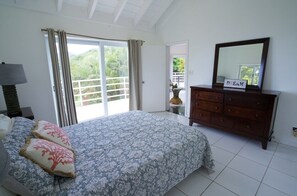 3 habitaciones y caja de seguridad en la habitación 