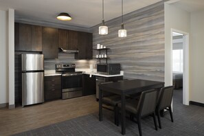 Suite, 1 Bedroom | Private kitchen | Microwave, coffee/tea maker - Residence Inn by Marriott Jonesboro (Jonesboro)