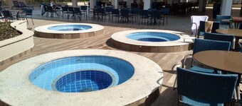 Beautiful resort, complete apartment