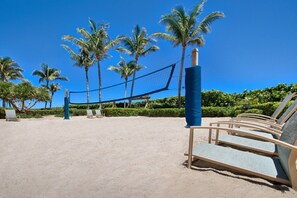 Property grounds - Ocean view with balcony-Marriott's Ocean Pointe (Palm Beach Shores)
