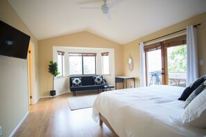 3 sovrum, skrivbord, gratis wi-fi och sängkläder