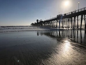 Sun-loungers, beach towels - Beautiful End Unit Single Level Condo North Coast Village - Walk to the beach!! (Oceanside)