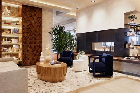 Senna House Hotel Scottsdale, Curio Collection by Hilton - Image 13