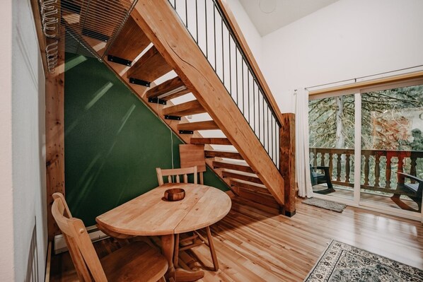 Interior - 18SLL - Newly Remodeled - Sleeps 4 - Fireplace - W/D by RedAwning (Glacier)