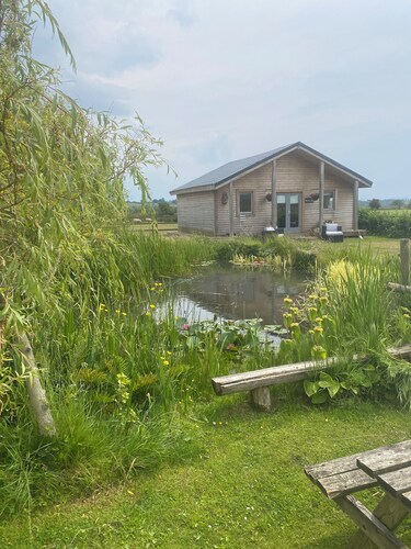 Bespoke Log Cabin in idyllic surroundings