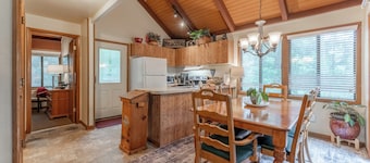 1176 Wolfscratch Dr, 609 Petit Crest Villas, Big Canoe, GA, 30143, US