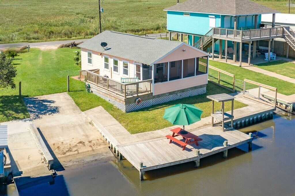 Amazing Location for Beach, Fishing & Crabbing