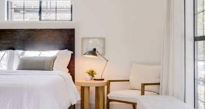 Casa Valerio Unit 6c-boutique Suite in Downtown Santa Barbara