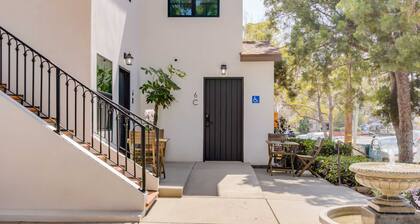 Casa Valerio Unit 6c-boutique Suite in Downtown Santa Barbara