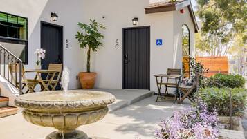 Basic Condo, 1 King Bed | Balcony