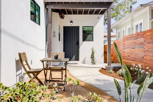 Casa Valerio Unit 6d-boutique Suite in Downtown Santa Barbara