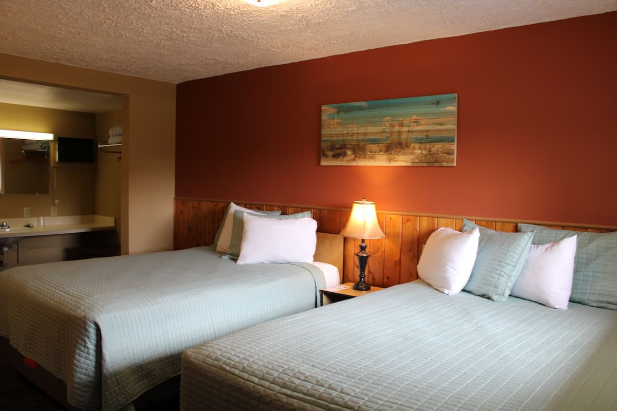 1 bedroom, hypo-allergenic bedding, free WiFi, bed sheets