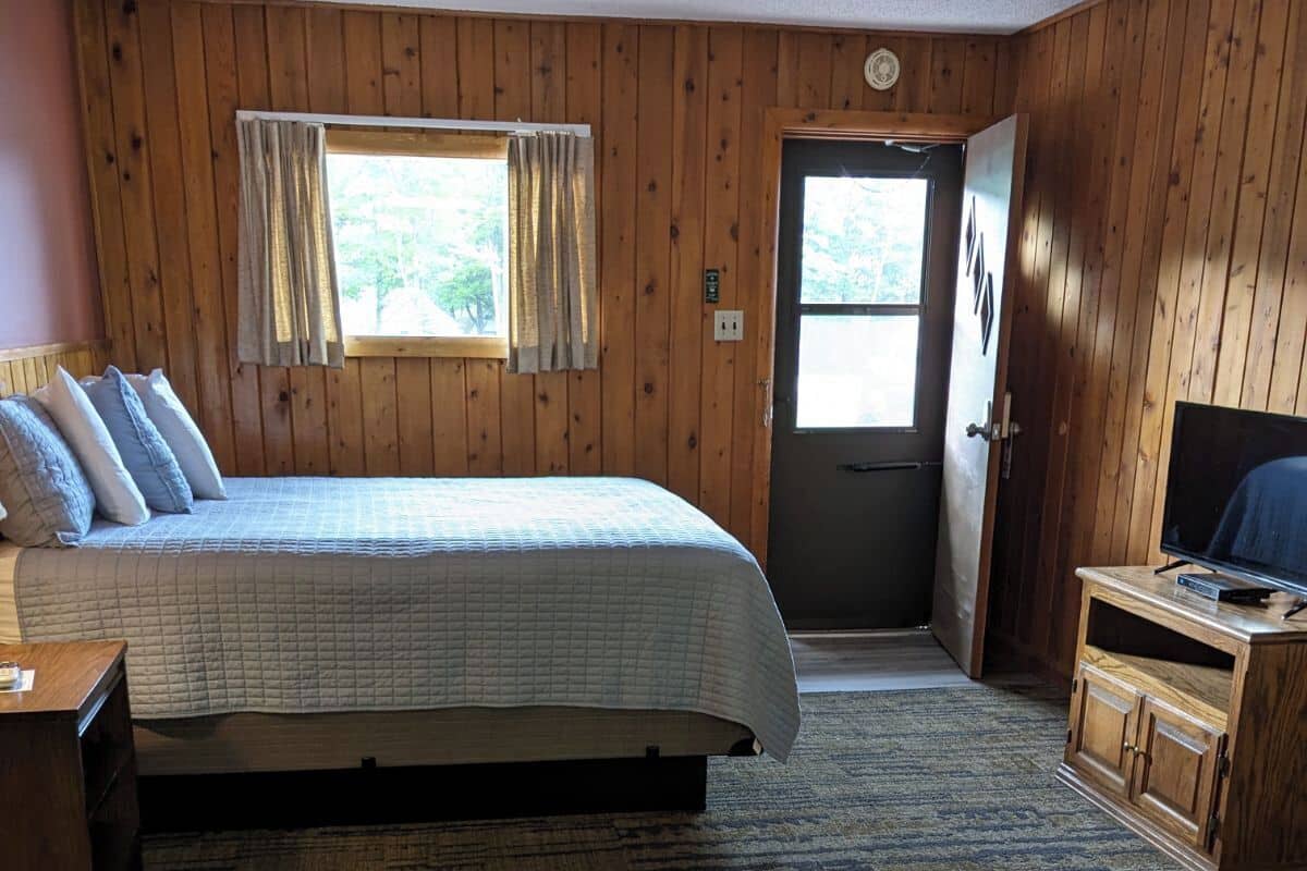 Standard Room | 1 bedroom, hypo-allergenic bedding, free WiFi, bed sheets