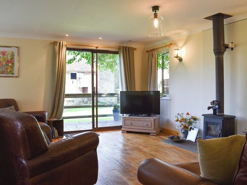 2 bedroom accommodation in Newbold Astbury, Congleton