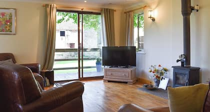 2 bedroom accommodation in Newbold Astbury, Congleton