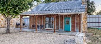 Cabins by the Frio River - River Rock Cabin #1