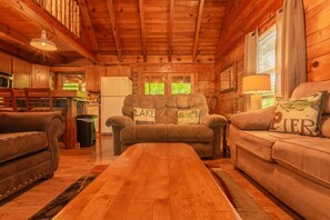 Smart TV, fireplace, DVD player