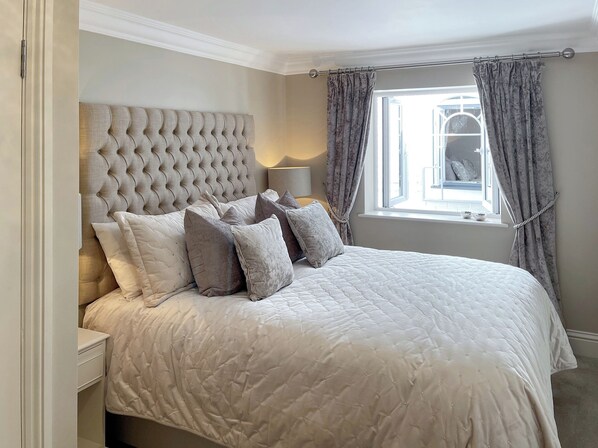 1 bedroom, free WiFi, bed sheets - The White House Retreat (Worthing)