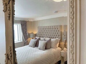 1 bedroom, free WiFi, bed sheets - The White House Retreat (Worthing)