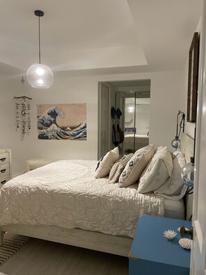 3 bedrooms, in-room safe, free WiFi, bed sheets