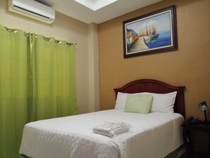 Down duvets, bed sheets - Hotel Plaza Floresta (San Miguel)