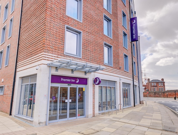 Premier Inn Portsmouth Dockyard - Gosport