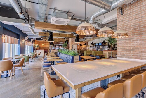 Premier Inn Portsmouth Dockyard