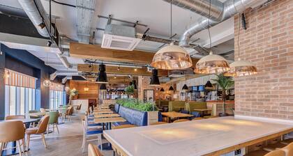 Premier Inn Portsmouth Dockyard