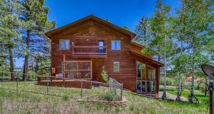 See Fall's Changing Colors! Chalet Hillside: Mountain Home with Hot Tub, 5 Minutes to Uptown Pagosa!