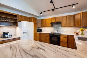 Imagen sin descripción, 5 de 50, botón