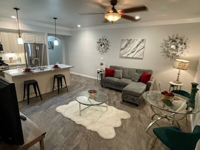 30 Mins To Reno Family Friendly Parking WiFi South Lake Tahoe Pet Friendly