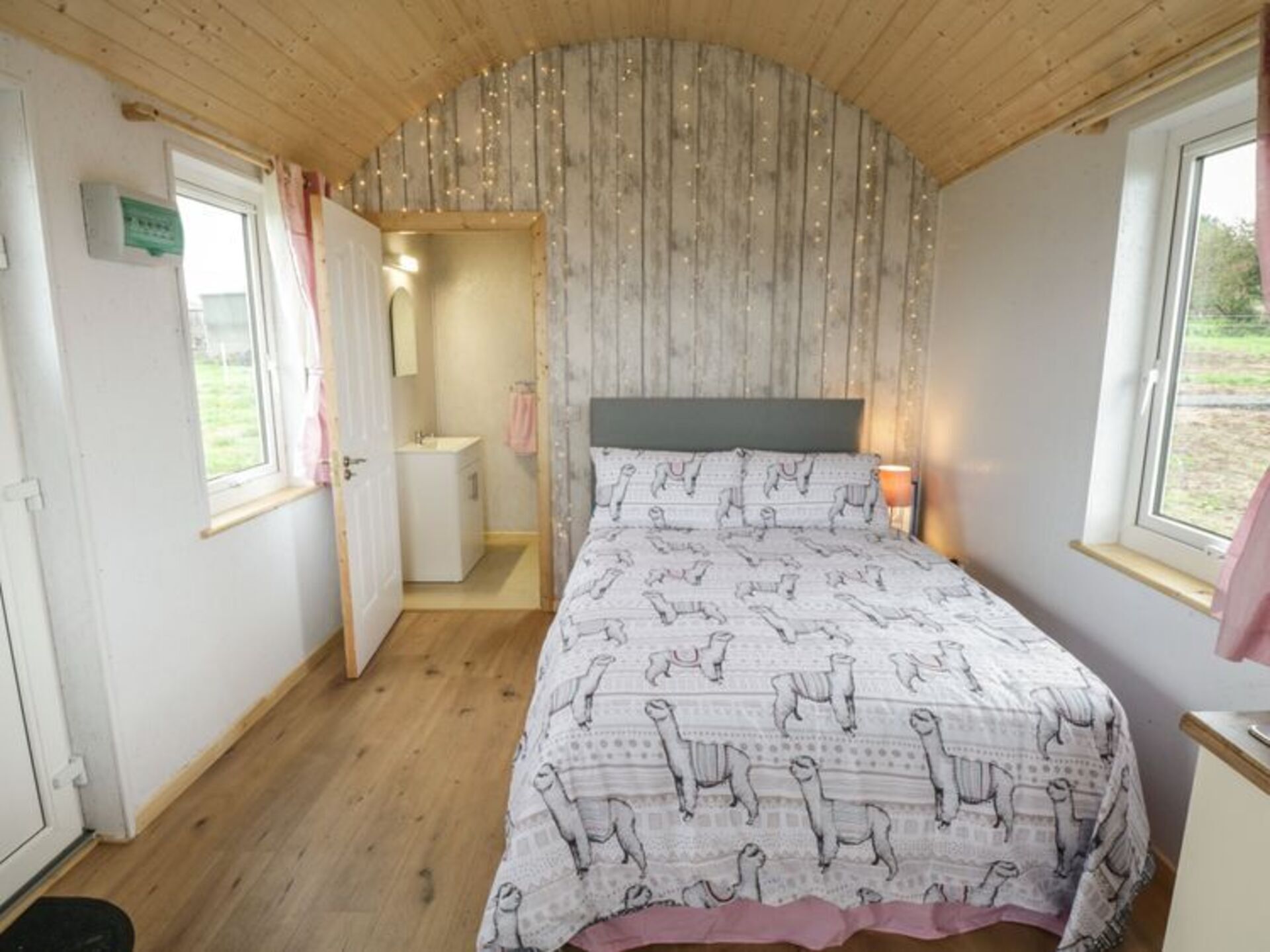 Studio | 1 chambre, Wi-Fi gratuit, draps fournis