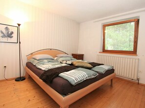 1 soverom, reiseseng for barn og wi-fi (inkludert)