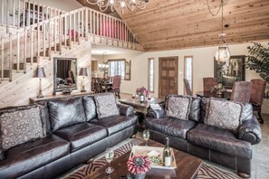 Studio (3 Bedrooms) | Property amenity