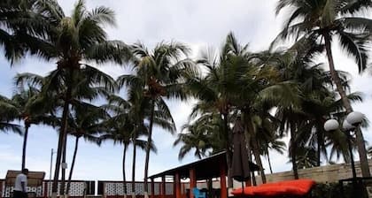 Beach from house, 3 rooms with air conditioners, 43 coconut trees, 7 hammocks