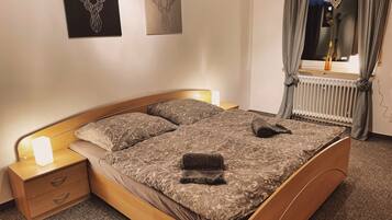 3 Schlafzimmer, Bügeleisen/Bügelbrett, kostenloses WLAN, Bettwäsche