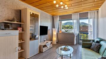 TV, DVD player, stereo