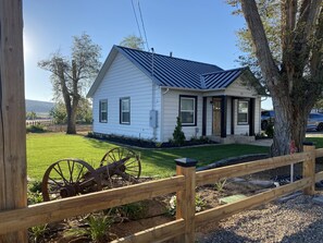 Exterior - Haven on Highway 12 (Escalante)