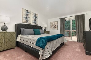 6 bedrooms, iron/ironing board, travel crib, free WiFi