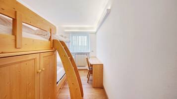 3 habitaciones, wifi gratis y ropa de cama