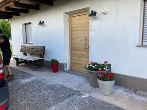 Exterior - Apartment "Roda A Parte" with Mountain View, Wi-Fi & Garden (Vigo di Fassa)