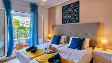 2 chambres, fer et planche Ă repasser, Wi-Fi gratuit, draps fournis