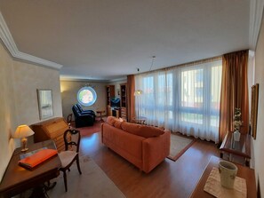 Fernseher